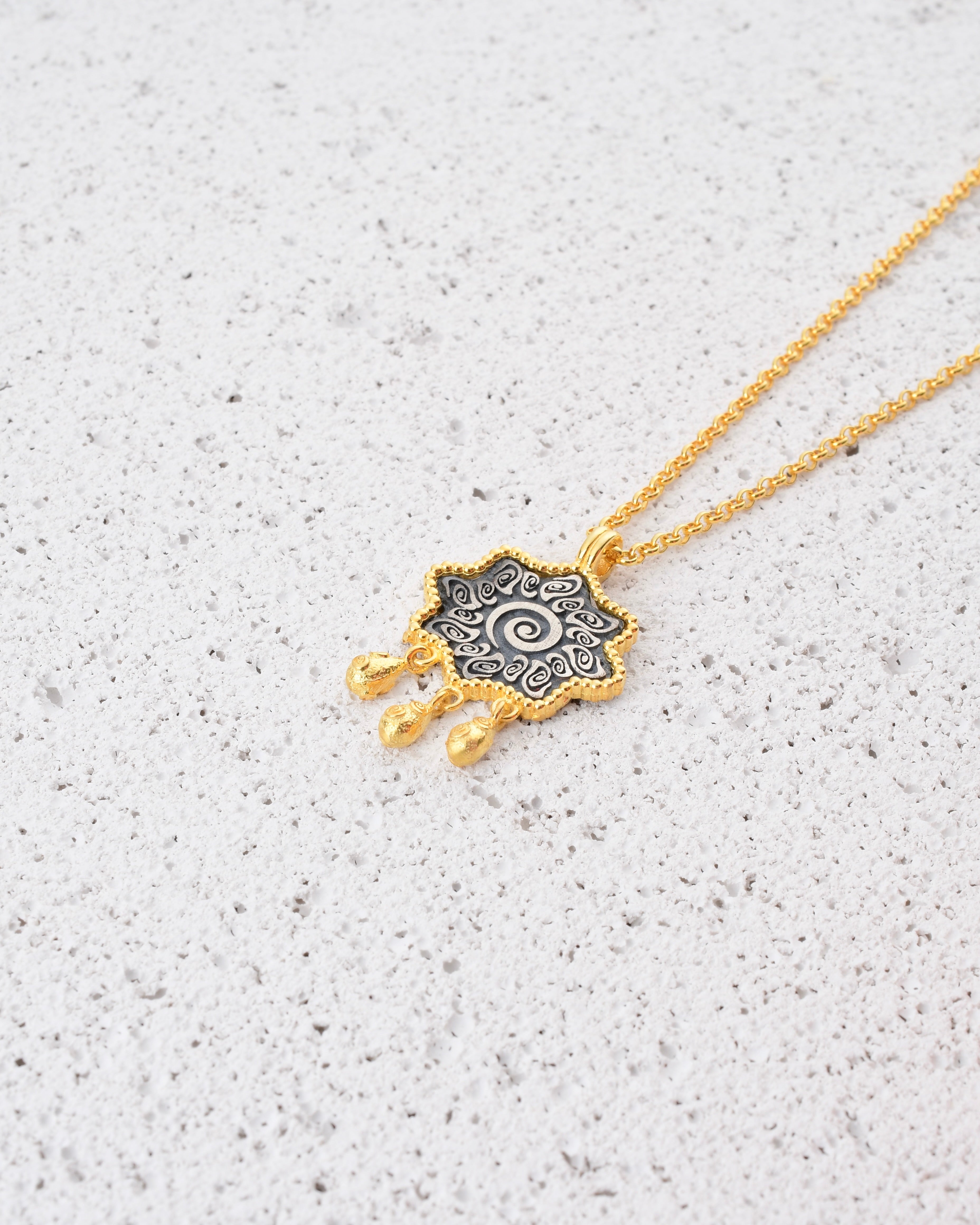 GAIA GOLD KADIN KOLYE
