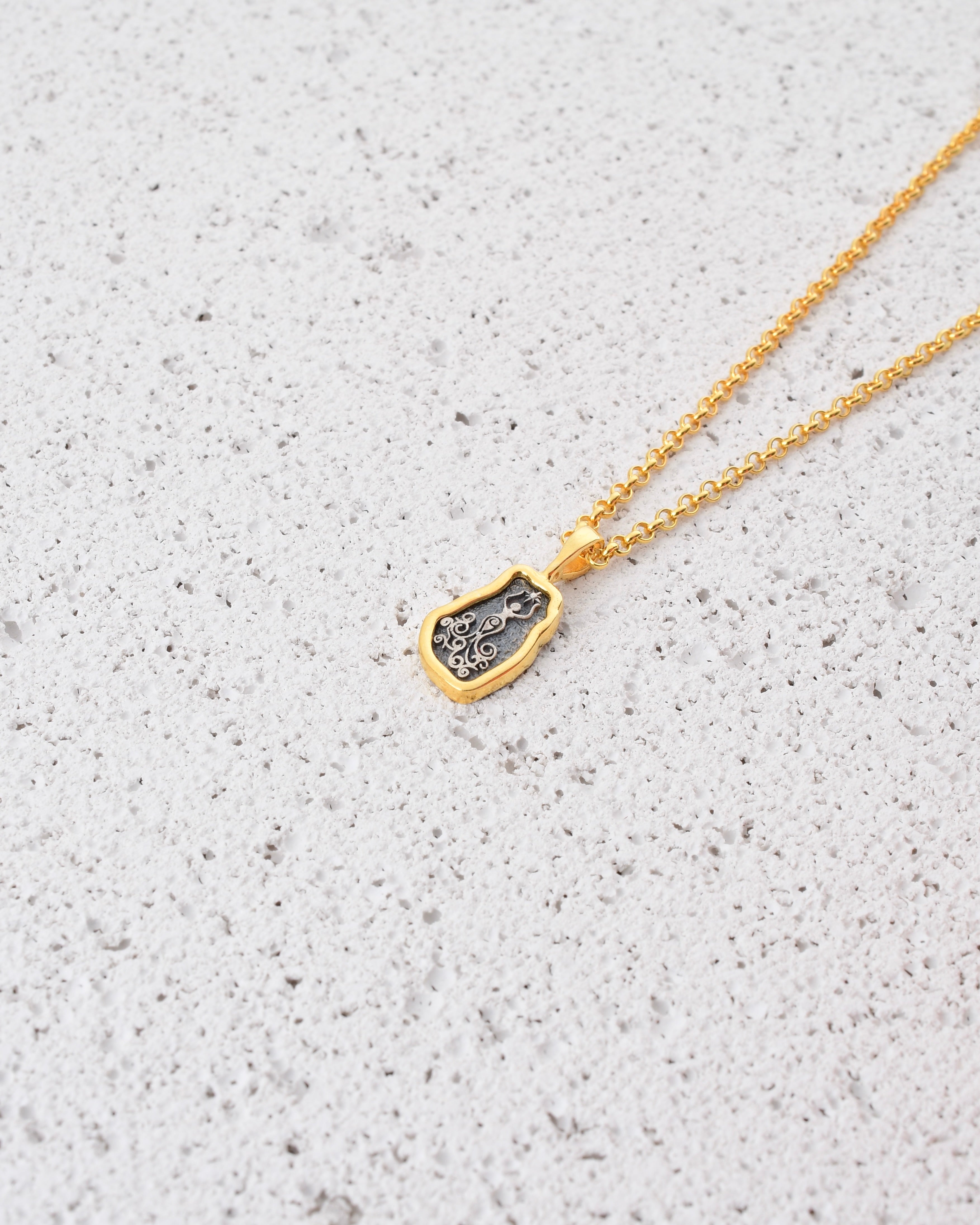 ULGEN GOLD KADIN KOLYE