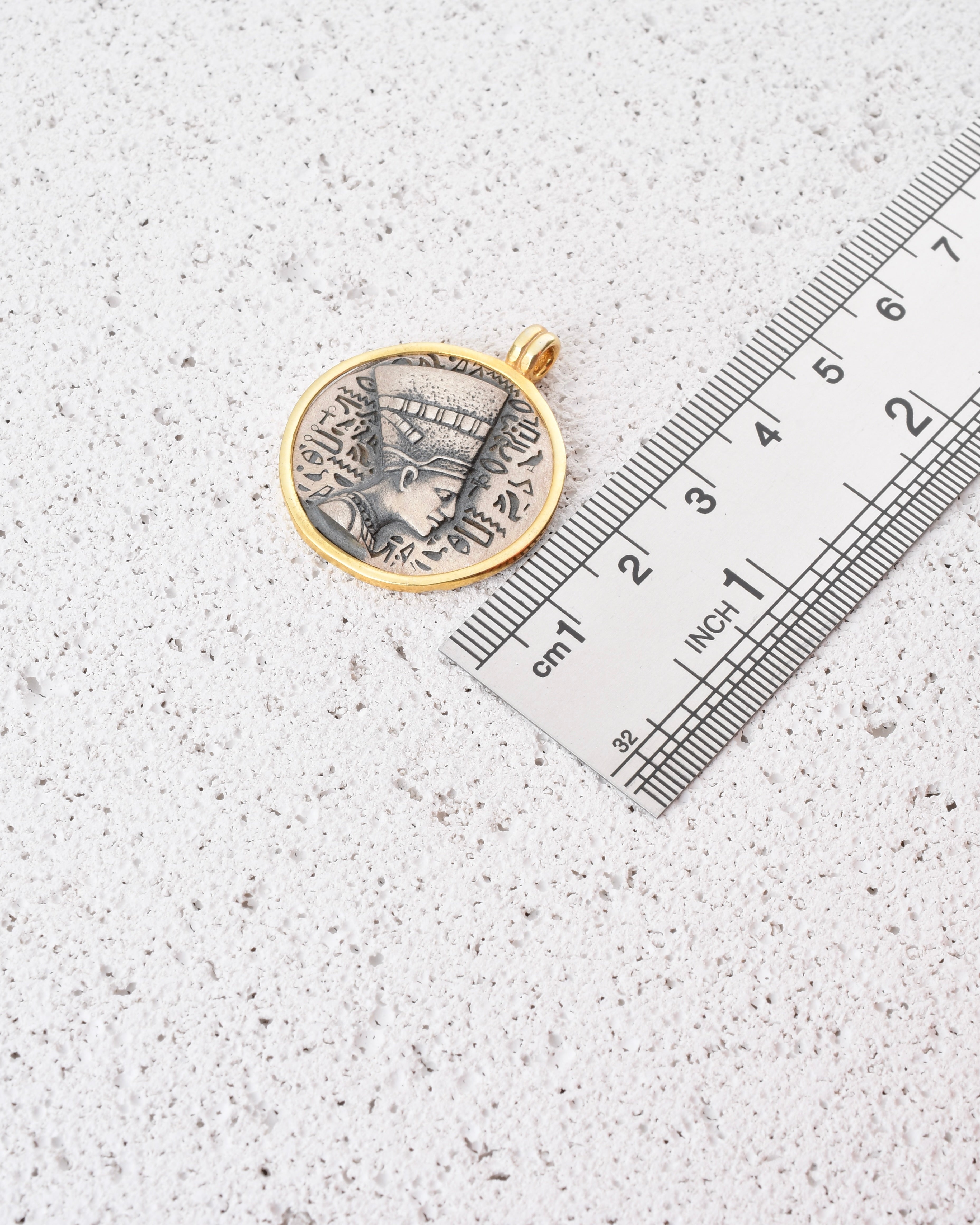 NEFERTITI GOLD KADIN KOLYE