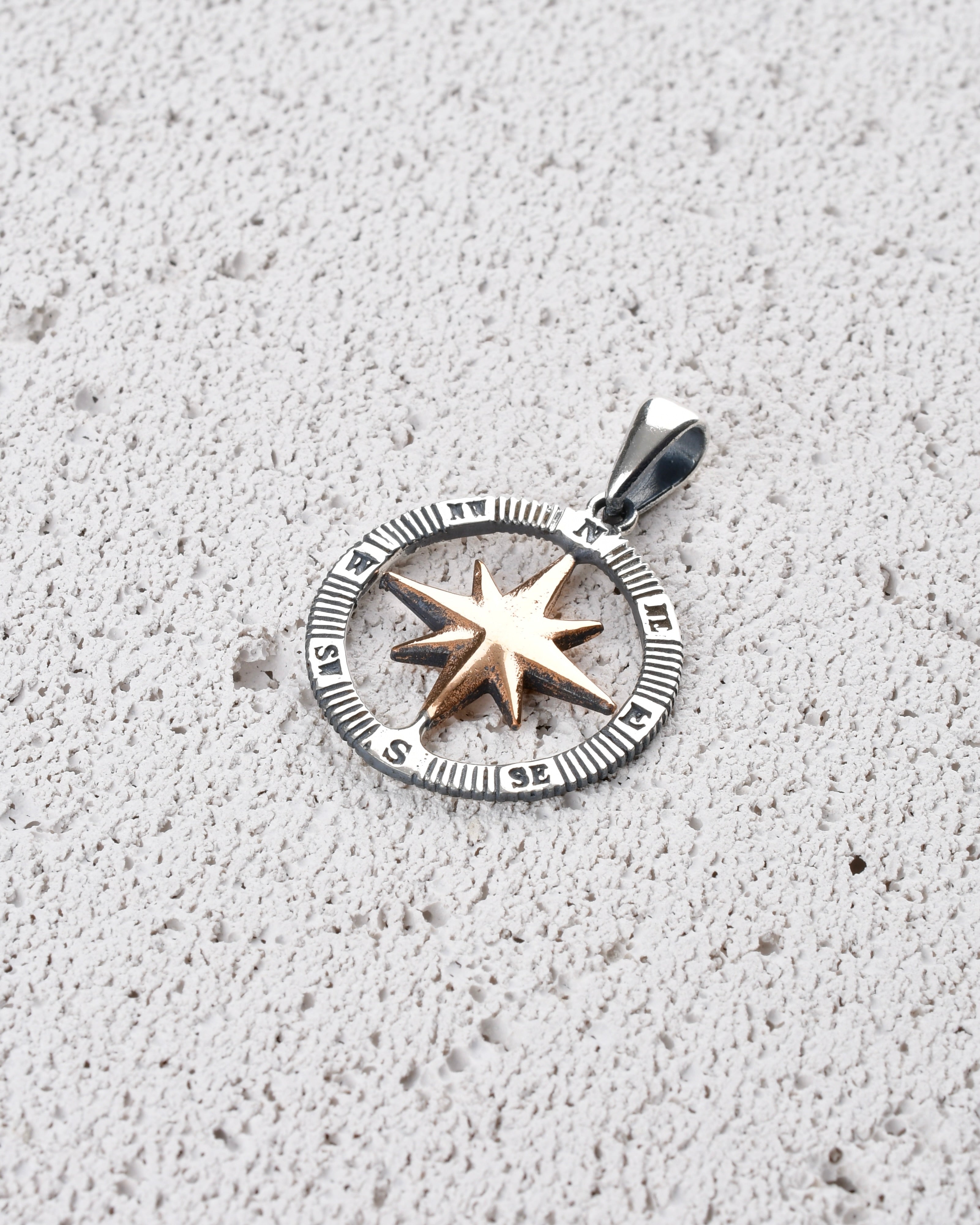 COMPASS SILVER KOLYE UÇ