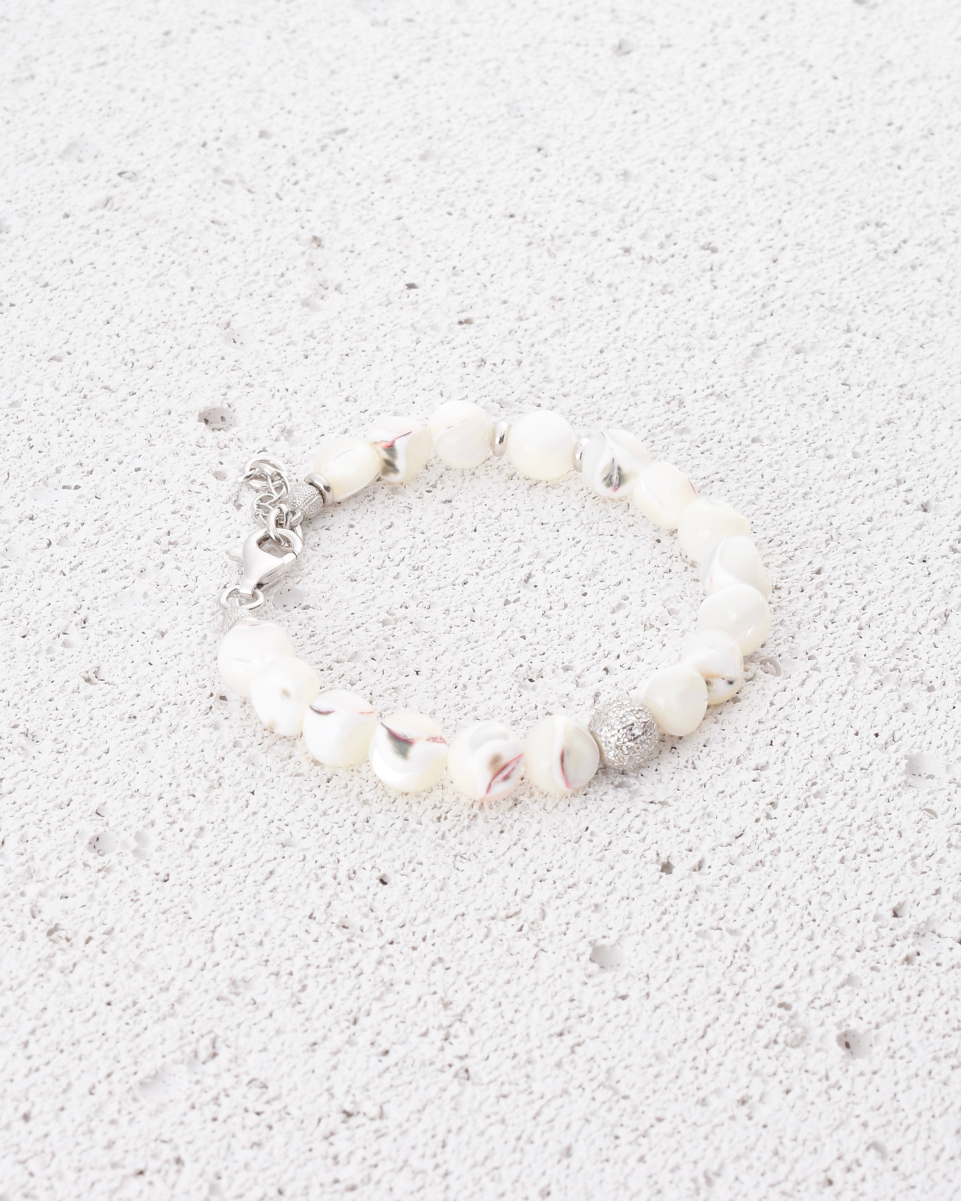 HESTIA WHITE KADIN BİLEKLİK